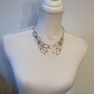 Worthington Circular Hoops chain chandelier like necklace
